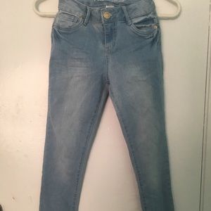 Light wash skinny jeans